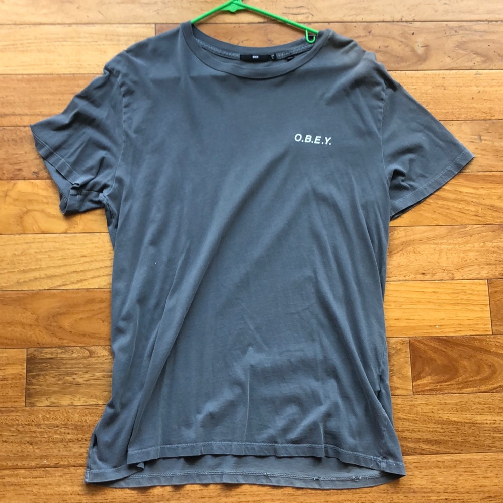 Gently used OBEY T Shirt Medium Slim